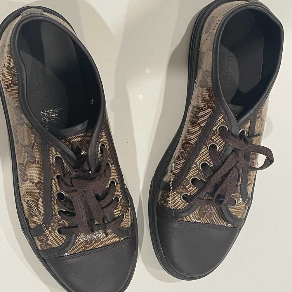 Women's Gucci  Size 6.5 Authentic